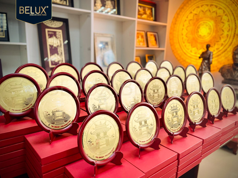 Lô 190 mặt đĩa Khuê Văn Các YSL D17 bằng đồng thiết kế theo yêu cầu